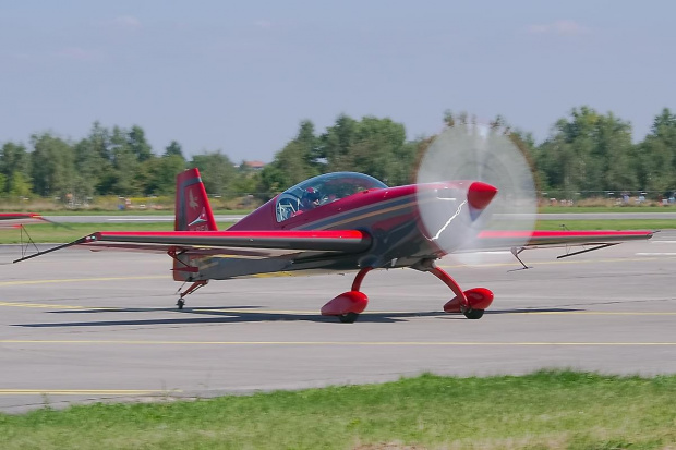 Extra 300LP
Royal Jordanian Falcons