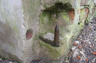 Eletrownia wodna na rzece Wieprz w Michalowie, zawias do drzwi #Michalów #ElektrowniaWodna #Wieprz