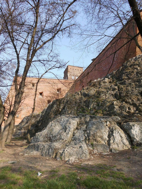 Kraków-mury na Wawelu