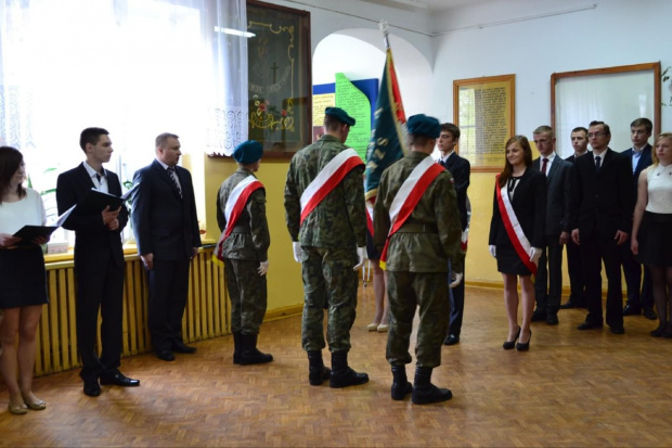 Szczęśliwej drogi już czas.... czyli pożegnanie klasy trzeciej- fot. Klaudia Grabowska #Sobieszyn #Brzozowa