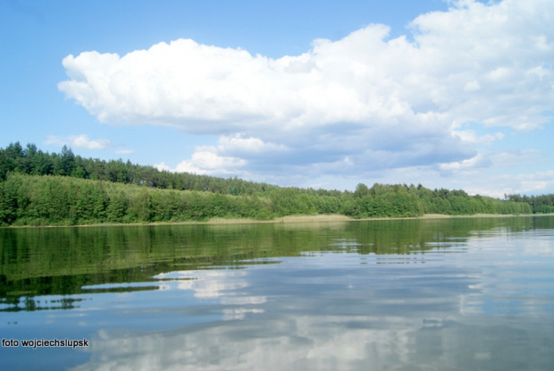 nad jeziorem