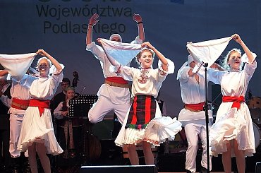 Parada Województwa Podlaskiego; ZPiT Suwalszczyzna, 21.VI.2014 #folklor #muzyka #ParadaWojewództwaPodlaskiego #Suwalszczyzna #Suwałki #taniec #ZespółPieśniITańca