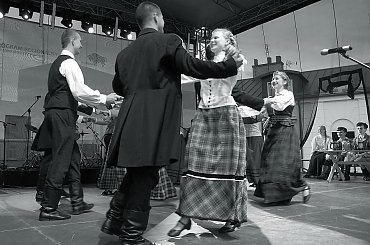 Parada Województwa Podlaskiego; ZPiT Suwalszczyzna, 21.VI.2014 #folklor #muzyka #ParadaWojewództwaPodlaskiego #Suwalszczyzna #Suwałki #taniec #ZespółPieśniITańca
