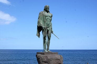 Wulkaniczna wyspa na Atlantyku, pełna kwiatów i zieleni. #Atlantic #Atlantyk #island #ocean #Teneriffe #Teneryfa #volcano #wulkan #wyspa