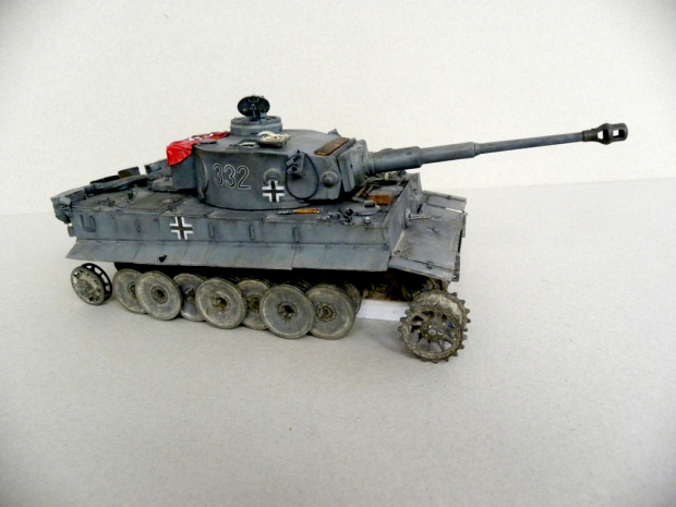 Model Tiger I 332