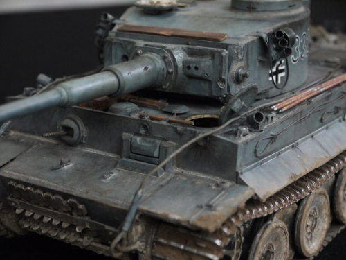 Model Tiger I 332