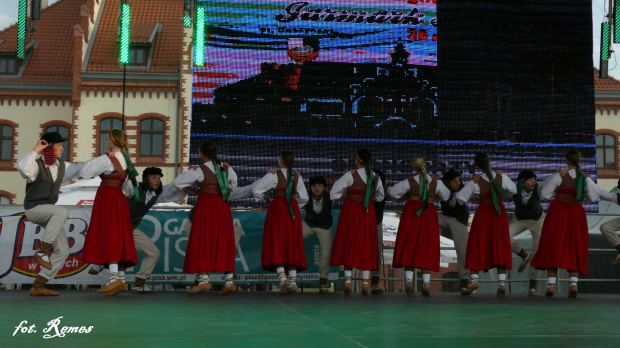 V Międzynarodowy Jarmark św. Jana - 2015- gościł zespoły folklorystyczne z Indii, Łotwy i Słowacji. Lokalni artyści to, Piska Orkiestra Dęta, Zespół Pieśni i Tańca Ziemia Piska, Zespół MY PISZANIE #Pisz