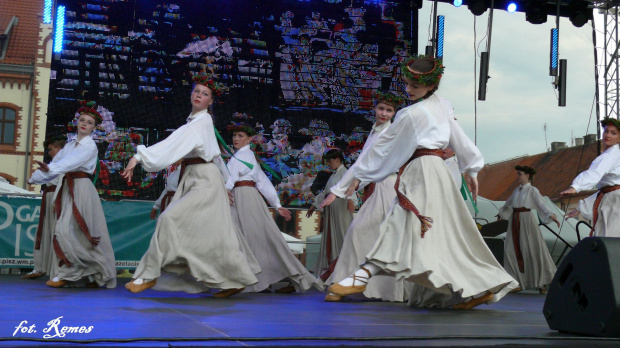 V Międzynarodowy Jarmark św. Jana - 2015- gościł zespoły folklorystyczne z Indii, Łotwy i Słowacji. Lokalni artyści to, Piska Orkiestra Dęta, Zespół Pieśni i Tańca Ziemia Piska, Zespół MY PISZANIE #Pisz
