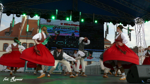 V Międzynarodowy Jarmark św. Jana - 2015- gościł zespoły folklorystyczne z Indii, Łotwy i Słowacji. Lokalni artyści to, Piska Orkiestra Dęta, Zespół Pieśni i Tańca Ziemia Piska, Zespół MY PISZANIE #Pisz