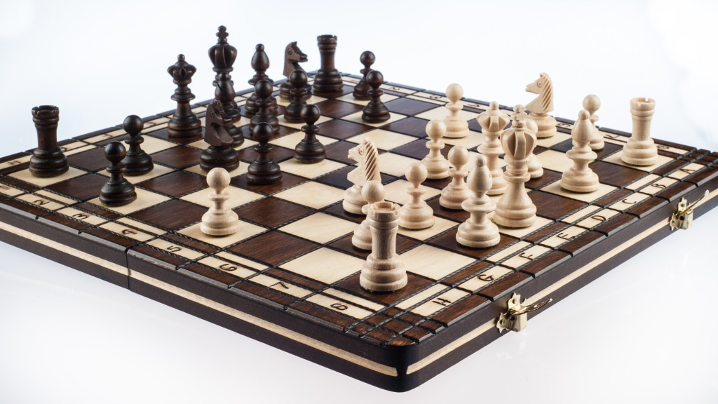 Brand New Blue Hand Crafted Wooden Chess Set 31.5cm x 31.5cm