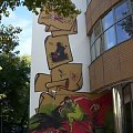 Sztuka ???
Wejście do Centrum Kultury Artbem w Warszawie.